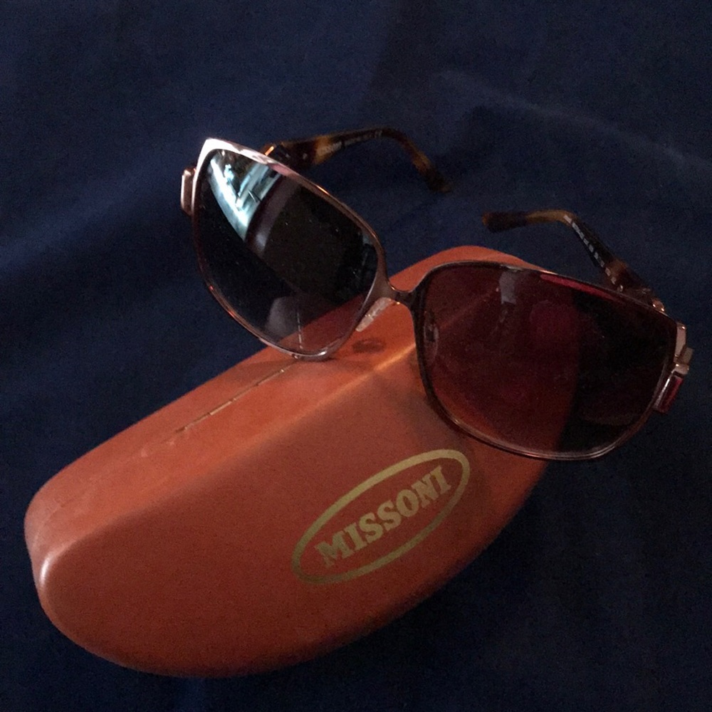 Sun glasses